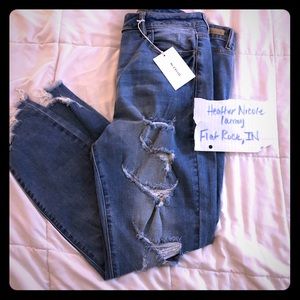Cello distressed high rise skinnies